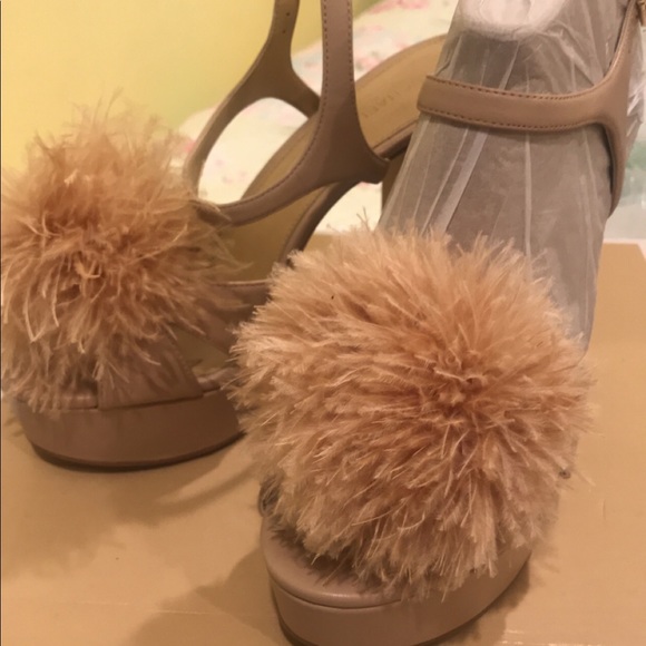 Michael Kors Shoes - Adorable Size 8M Fara Leather Platform Sandals